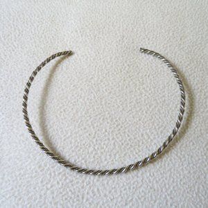 Sterling Neck Wire